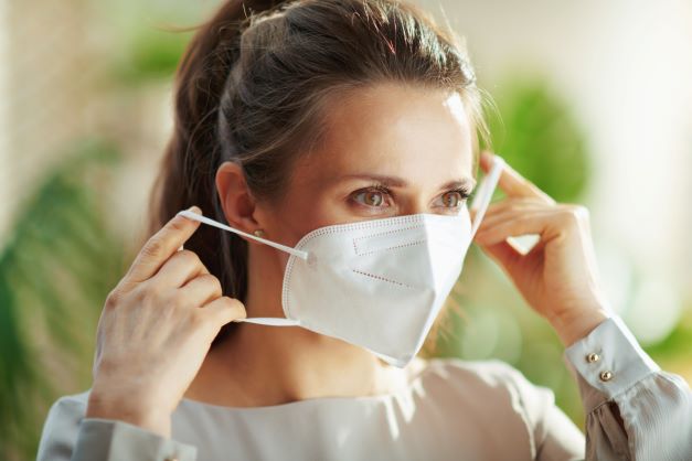 FFP2-Maske Weiß Crdlight nur in 25er Packung (Masken einzeln verpackt) MHD Februar 2025